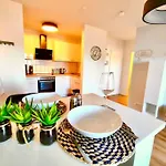 Neuwertige In Lage Incl. Parkplatz Διαμέρισμα Μαγδεβούργο