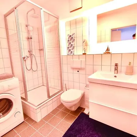 Apartment Neuwertige In Lage Incl. Parkplatz *