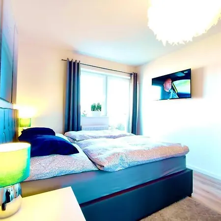 Neuwertige In Lage Incl. Parkplatz شقة