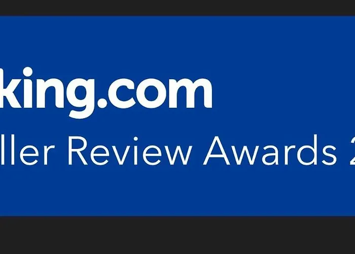 شقة Neuwertige In Lage Incl. Parkplatz